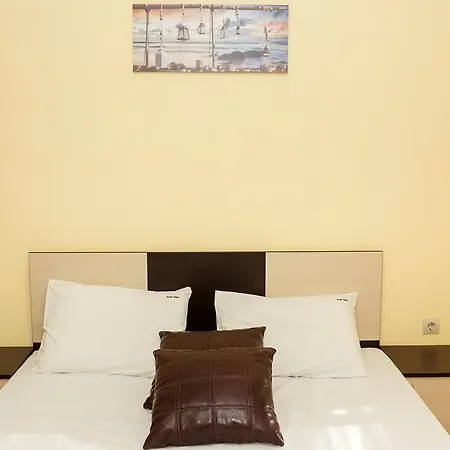 Apartment Essence One-bedroom W/ Parking & Terrace *