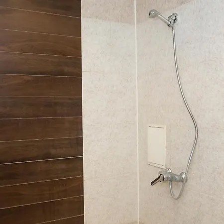 Essence One-bedroom W/ Parking & Terrace *