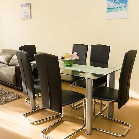 Essence One-bedroom W/ Parking & Terrace Varna